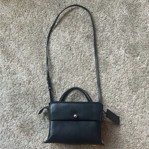 Elegant Black Leather Handbag (Japanese brands)